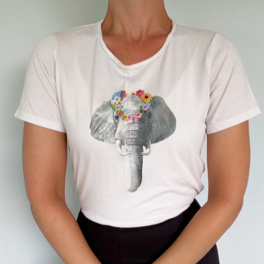 Banana Republic blush pink elephant flower crown short sleeve cotton tee small